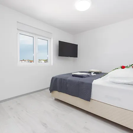 Gorgeous In With House Sea View Apartmán