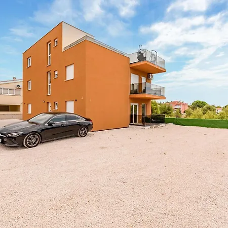 Gorgeous In With House Sea View Apartmán *